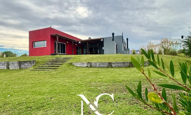 Casa en venta de 4 ambientes en Costa Esmeralda