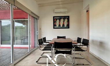 Casa en venta de 4 ambientes en Costa Esmeralda