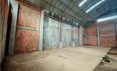 i024079 - ALQUILER ALMACÉN - CALLERIA