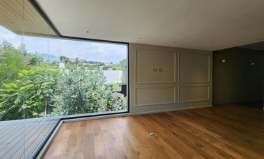 Casa en Venta en Club de Golf Tres Marías, Club de Primer Nivel