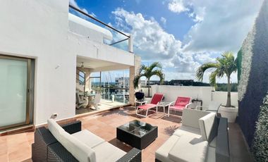 PENTHOUSE EN VENTA EN LA AMADA-PLAYA MUJERES