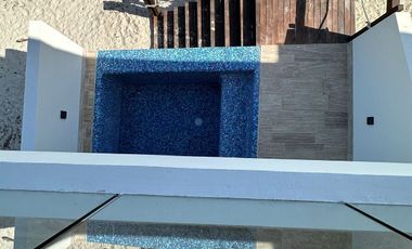 CASA TIPO VILLA EN VENTA EN LA PLAYA DEL TELCHAC FRENTE AL MAR.