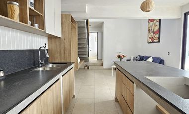 CASA EN VENTA, 2 NIVELES, 2 RECÁMARAS, 1 BAÑO, COCHERA PARA 1 AUTO
