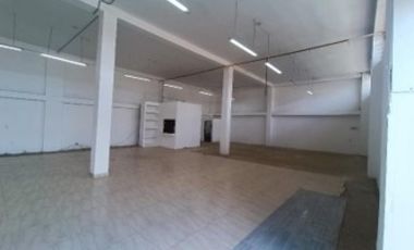 ALQUILA LOCAL ESQUINERO EN EL BARRIO LA ESMERALDA EN JAMUNDI