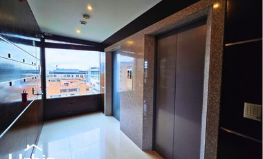Arriendo oficina amoblada de 214 m² en Chico Norte