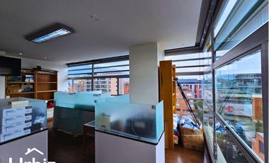 Arriendo oficina amoblada de 214 m² en Chico Norte