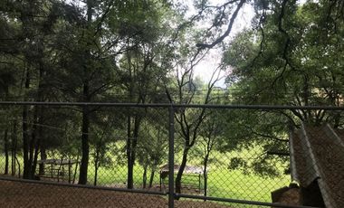 Rancho en venta, con Hectáreas de Bosque, caballerizas y jaulas para gallos.