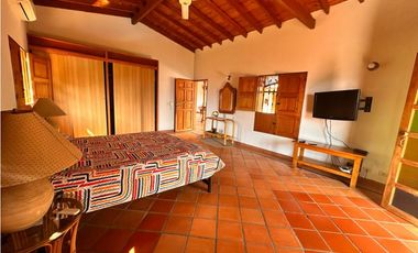 Amoblada HERMOSA finca San Jeronimo - Precio dia en semana