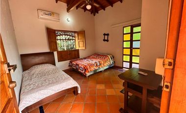 Amoblada HERMOSA finca San Jeronimo - Precio dia en semana
