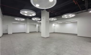 SE RENTA- VENDE  LOCAL  CENTRO COMERCIAL VILLA DEL RIO