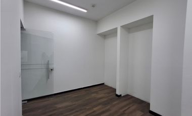 SE RENTA- VENDE  LOCAL  CENTRO COMERCIAL VILLA DEL RIO