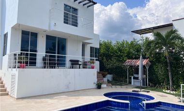 Espectacular casa en condominio campestre en Girardot Cundinamarca.