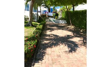 Espectacular casa en condominio campestre en Girardot Cundinamarca.