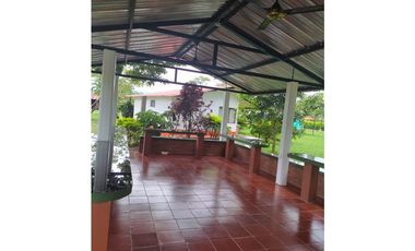 SE VENDE FINCA RESTREPO META