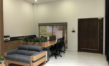 Casa comercial en arriendo