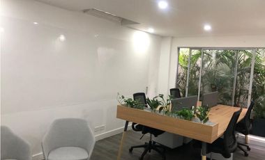 Casa comercial en arriendo