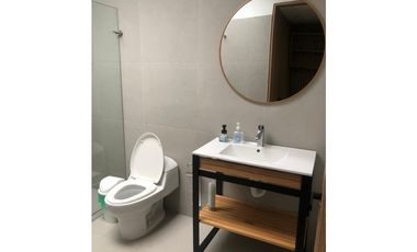 Casa comercial en arriendo