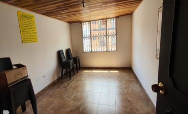 CASA CON BODEGA EN ARRIENDO, SECTOR LA RELIQUIA