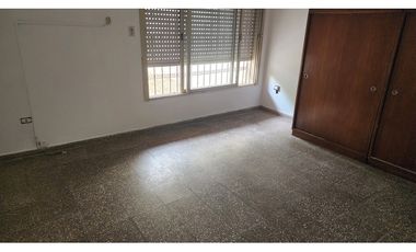 Vendo Casa 2 dor Bº Colon Apta a Credito Bancario Hipotecario