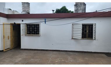 Vendo Casa 2 dor Bº Colon Apta a Credito Bancario Hipotecario