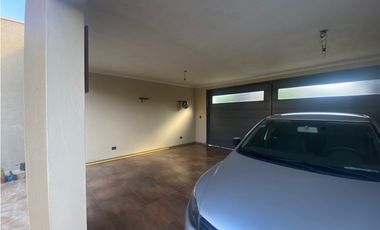 VENDO CHALET  MODERNO EN B PRIVADO PINAR DEL SOL VI MAIPU GUTIERREZ