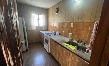 Chalet en venta en Bernal Oeste