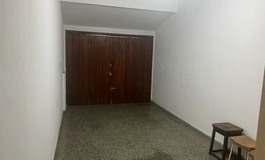 Chalet en venta en Bernal Oeste