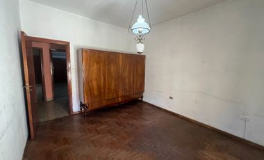 Chalet en venta en Bernal Oeste