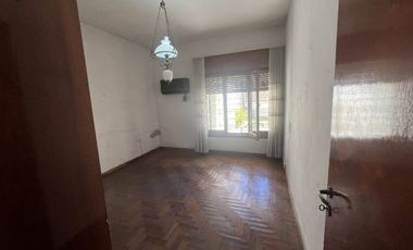 Chalet en venta en Bernal Oeste