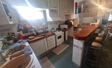Chalet PH en venta en Barrio Luna