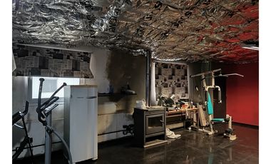 Galpon En Villa Ortuzar - Ubicación Estratégica - Zona Audiovisual / Depositos, Mixta