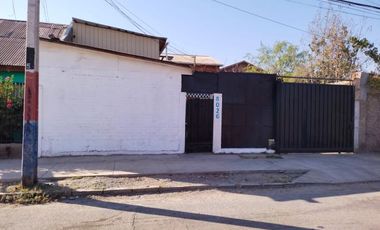 Calle Uno/Calle Tres - Casa - Venta