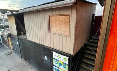 Calle Uno/Calle Tres - Casa - Venta