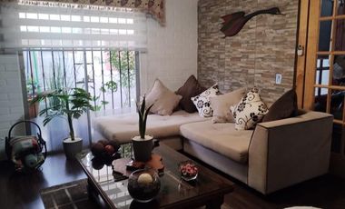 Del Parque/Sierra Agua Colorada - Casa - Venta