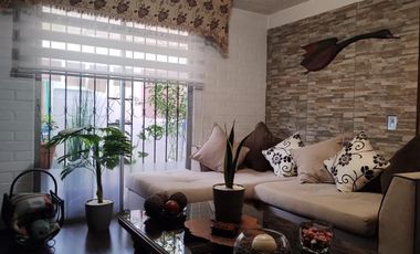 Del Parque/Sierra Agua Colorada - Casa - Venta