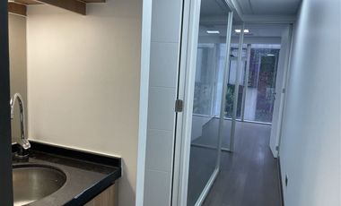 Oficina en Arriendo en Av. Las Condes/Lo Fontecilla
