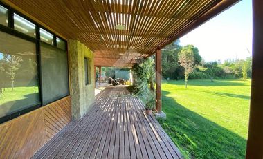 Casa en Venta en Santa Adriana con Autopista ruta78