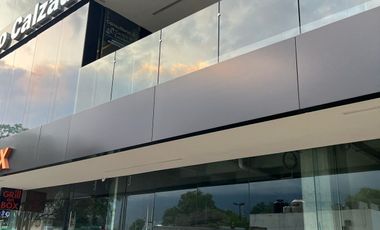 Local comercial plaza Vantash /  venta / colonia Miravalle  6,500,000