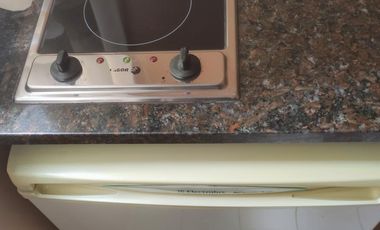 Departamento en ALQUILER 2Amb baño con box de ducha IMPECABLE recoleta