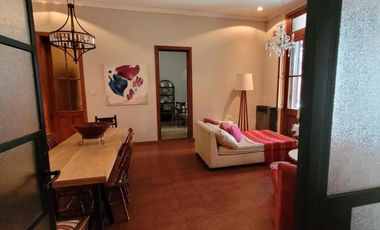 Casa en venta - 3 Dormitorios 3 Baños - 220Mts2 - Junín