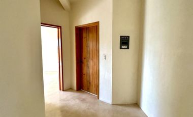 SE VENDE TERRENO EN RAUDALES, Q. ROO, CON BELLA CASA A ORILLA DEL LAGO
