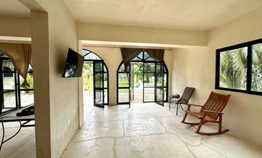 SE VENDE TERRENO CON CASA A LA ORILLA DE LA LAGUNA EN RAUDALES, Q. ROO