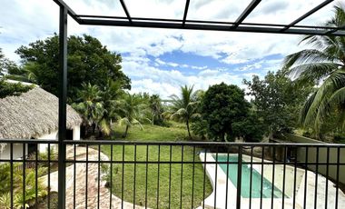 SE VENDE TERRENO EN RAUDALES, Q. ROO, CON BELLA CASA A ORILLA DEL LAGO