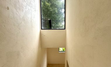 SE VENDE TERRENO CON CASA A LA ORILLA DE LA LAGUNA EN RAUDALES, Q. ROO