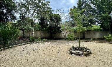 SE VENDE TERRENO CON CASA A LA ORILLA DE LA LAGUNA EN RAUDALES, Q. ROO