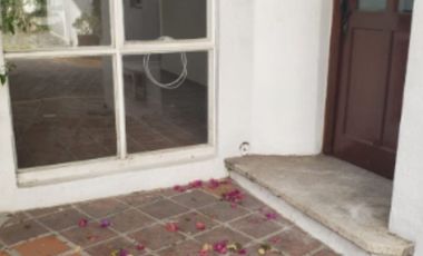 CASA EN RENTA EN TECAMACHALCO