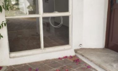 CASA EN RENTA EN TECAMACHALCO