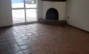CASA EN RENTA EN TECAMACHALCO