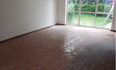 CASA EN RENTA EN TECAMACHALCO