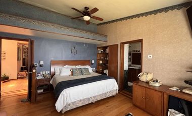 ESPECTACULAR CASA CON AMPLIOS ESPACIOS